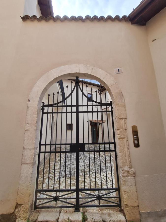 Dimora Degli Angeli Apartman LʼAquila Kültér fotó